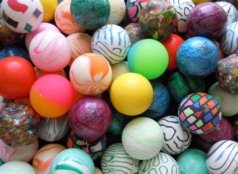 BOUNCING BALLS .
